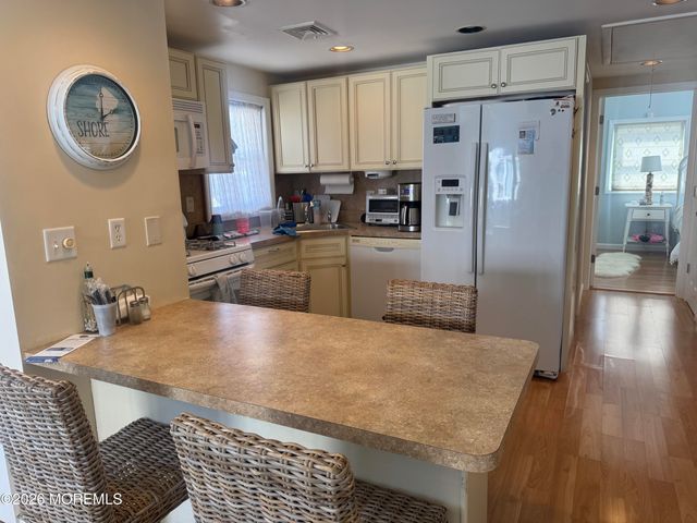 128 San Fernando Drive, Lavallette, NJ 08735