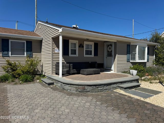128 San Fernando Drive, Lavallette, NJ 08735
