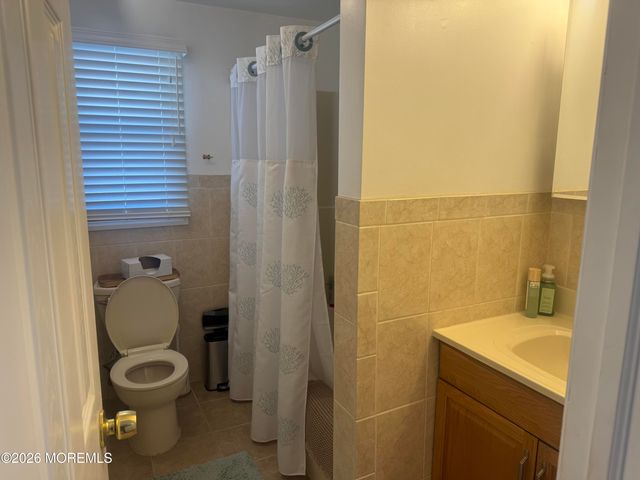 128 San Fernando Drive, Lavallette, NJ 08735