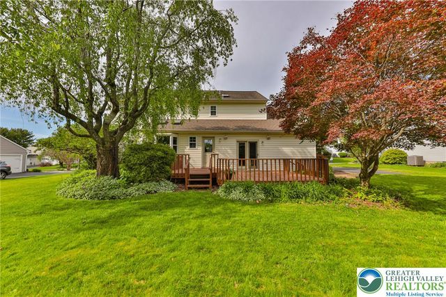 6017 Helen Drive, Upper Macungie Twp, PA 18104