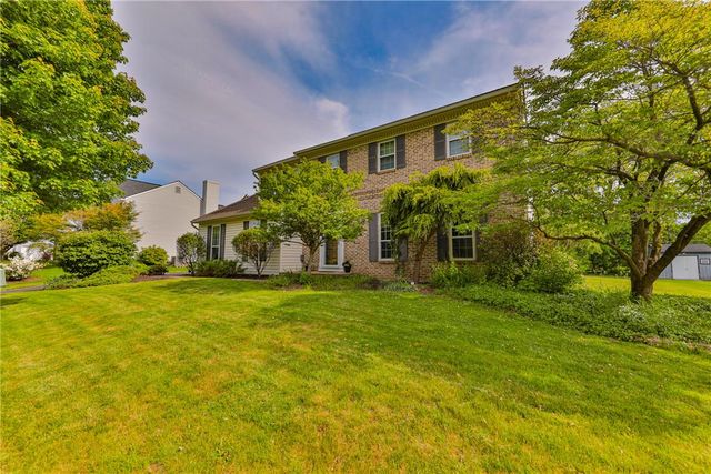 6017 Helen Drive, Upper Macungie Twp, PA 18104