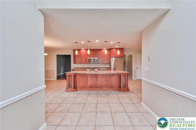 6017 Helen Drive, Upper Macungie Twp, PA 18104
