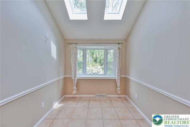 6017 Helen Drive, Upper Macungie Twp, PA 18104