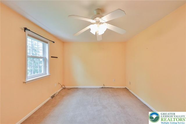 6017 Helen Drive, Upper Macungie Twp, PA 18104