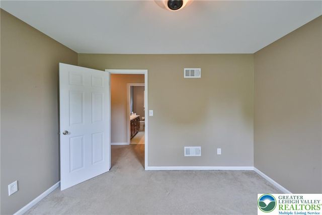 6017 Helen Drive, Upper Macungie Twp, PA 18104