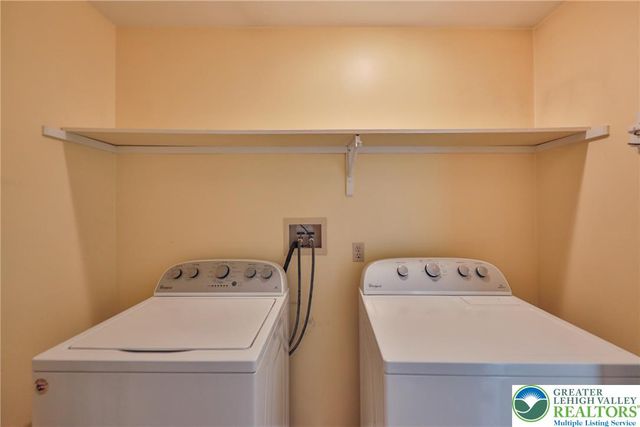 6017 Helen Drive, Upper Macungie Twp, PA 18104