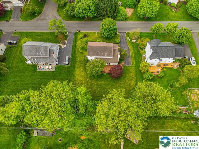 6017 Helen Drive, Upper Macungie Twp, PA 18104