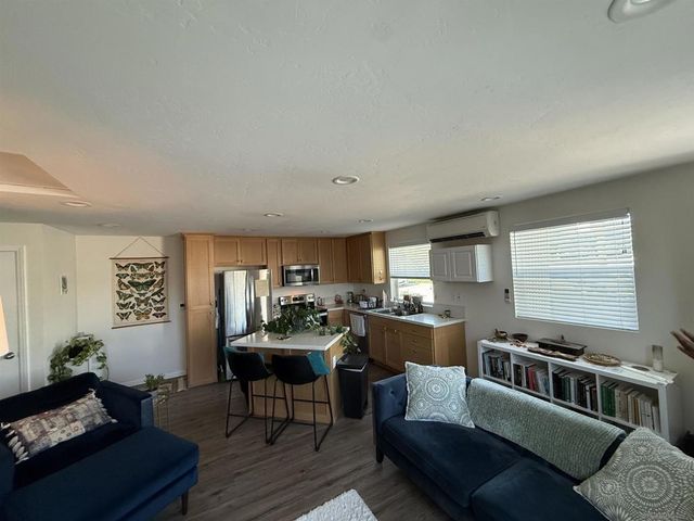 2239 2241 Meadow Lark Drive, San Diego, CA 92123