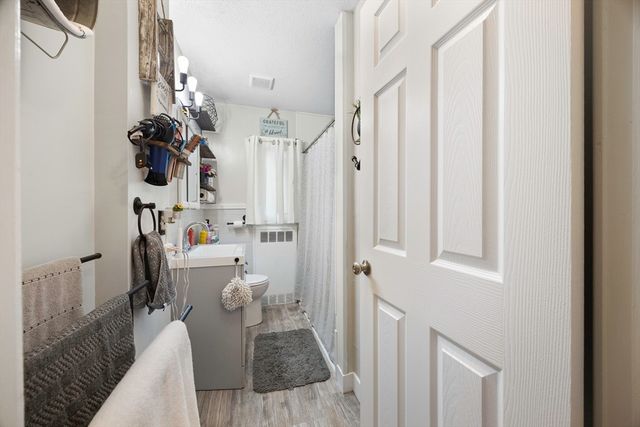 165 Applewood Drive 165, Chicopee, MA 01022