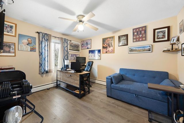 165 Applewood Drive 165, Chicopee, MA 01022