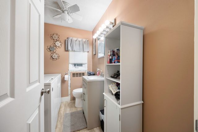 165 Applewood Drive 165, Chicopee, MA 01022