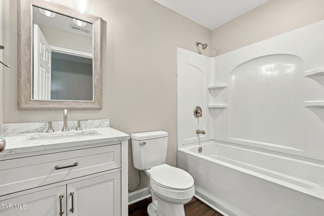 215 Dotson Lane, Church Hill, TN 37642