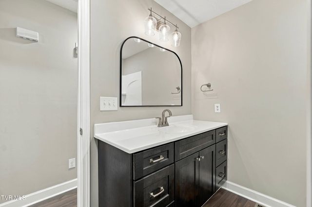215 Dotson Lane, Church Hill, TN 37642