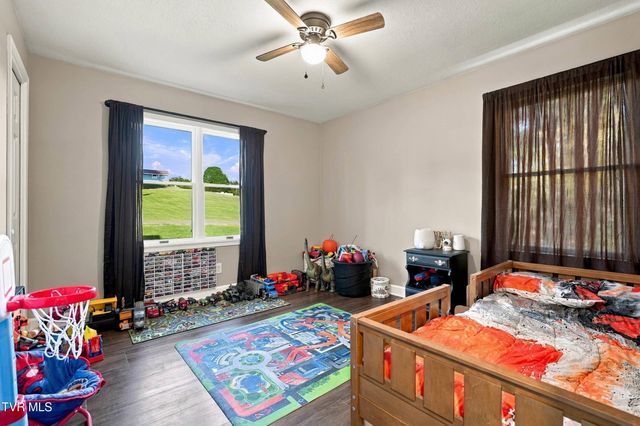 215 Dotson Lane, Church Hill, TN 37642