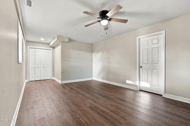 215 Dotson Lane, Church Hill, TN 37642