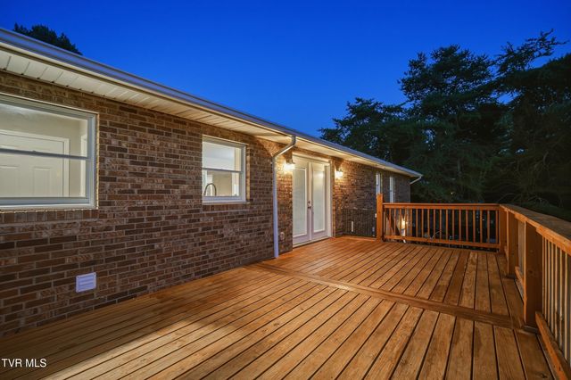 215 Dotson Lane, Church Hill, TN 37642