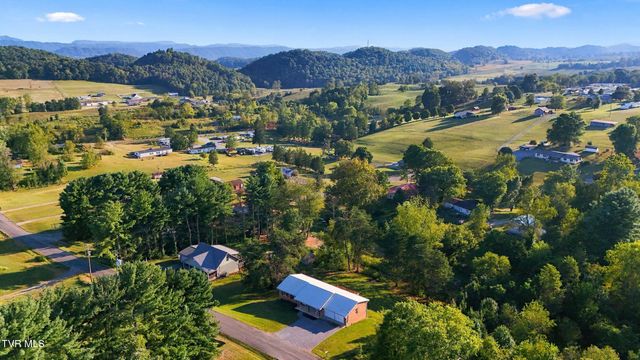 215 Dotson Lane, Church Hill, TN 37642