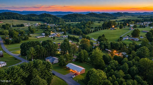 215 Dotson Lane, Church Hill, TN 37642
