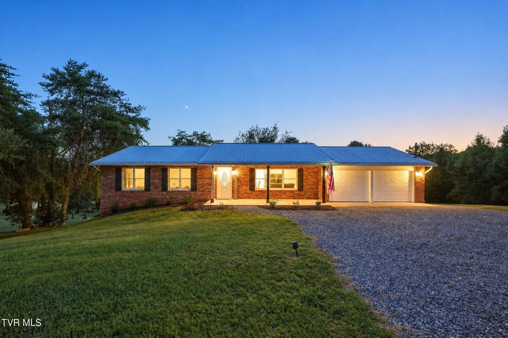 215 Dotson Lane, Church Hill, TN 37642