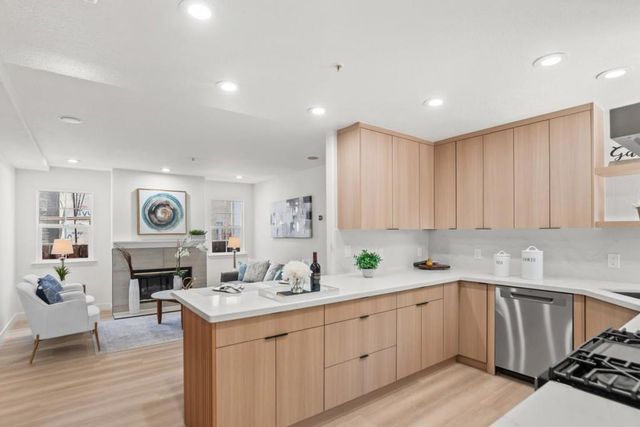 320 Waverly Street, Sunnyvale, CA 94086