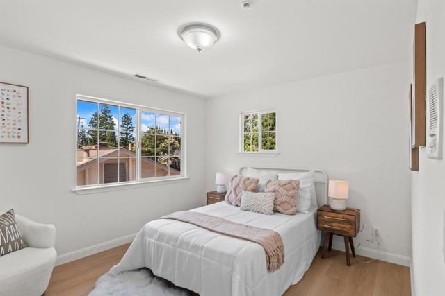320 Waverly Street, Sunnyvale, CA 94086