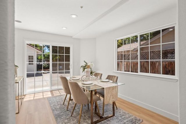 320 Waverly Street, Sunnyvale, CA 94086