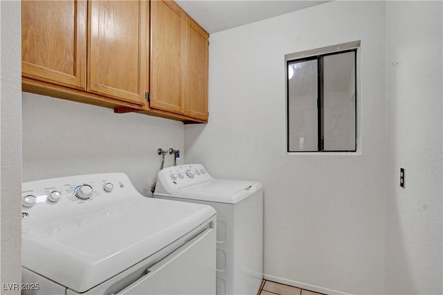 6604 Chardonay Way, Las Vegas, NV 89108