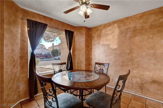 6604 Chardonay Way, Las Vegas, NV 89108