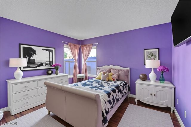 6604 Chardonay Way, Las Vegas, NV 89108