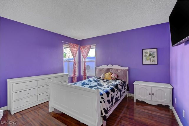 6604 Chardonay Way, Las Vegas, NV 89108