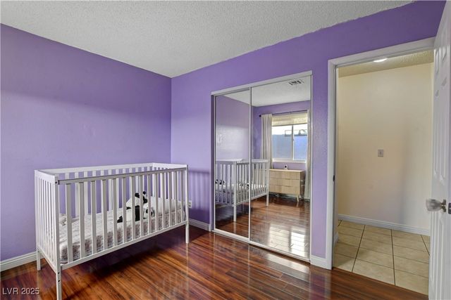 6604 Chardonay Way, Las Vegas, NV 89108