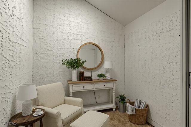 6604 Chardonay Way, Las Vegas, NV 89108