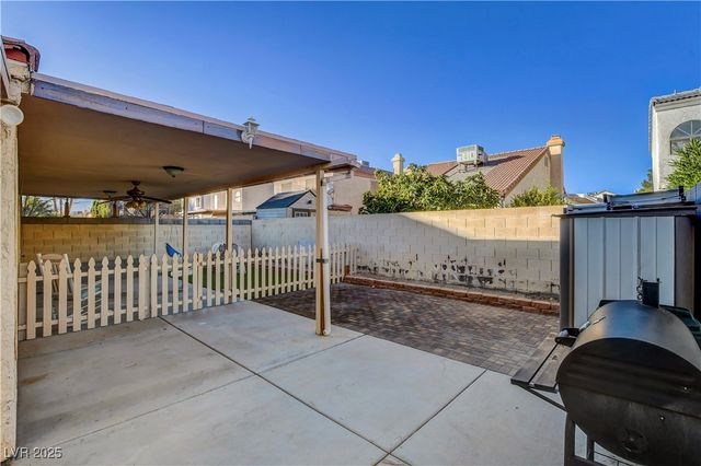 6604 Chardonay Way, Las Vegas, NV 89108