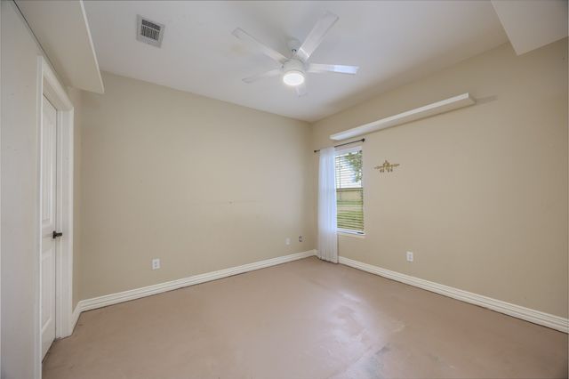 501 Tiger Lane, Gunter, TX 75058
