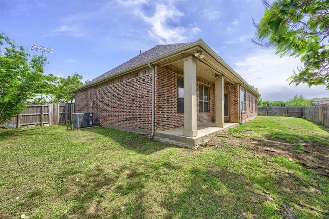 501 Tiger Lane, Gunter, TX 75058
