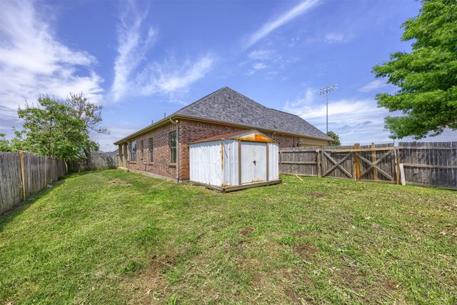 501 Tiger Lane, Gunter, TX 75058