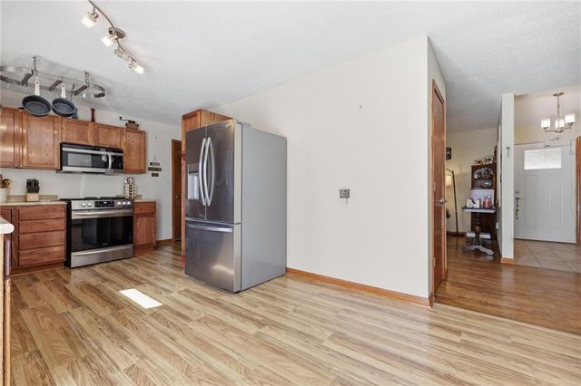 9851 Kansas Avenue, Kansas City, KS 66111