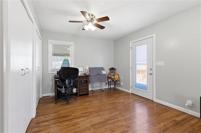 9851 Kansas Avenue, Kansas City, KS 66111