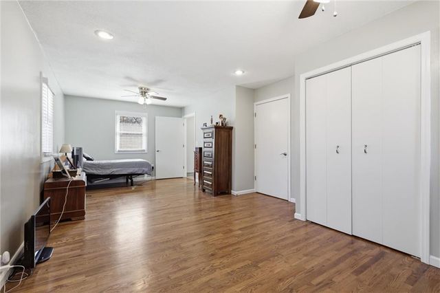 9851 Kansas Avenue, Kansas City, KS 66111