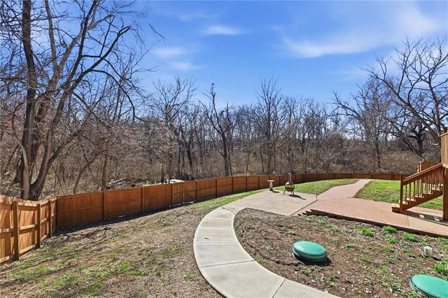 9851 Kansas Avenue, Kansas City, KS 66111