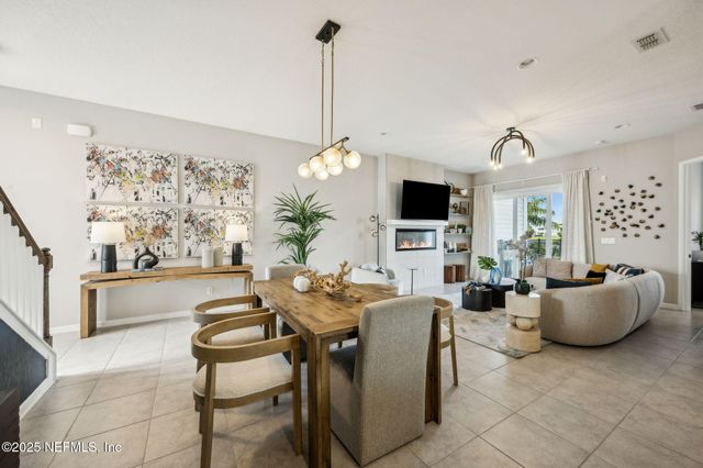 290 RUM RUNNER Way, St. Johns, FL 32259