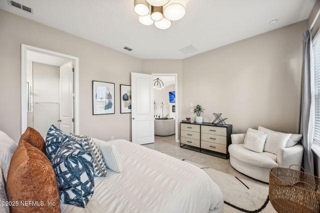 290 RUM RUNNER Way, St. Johns, FL 32259