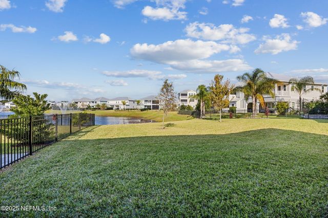290 RUM RUNNER Way, St. Johns, FL 32259