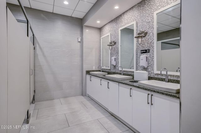 290 RUM RUNNER Way, St. Johns, FL 32259
