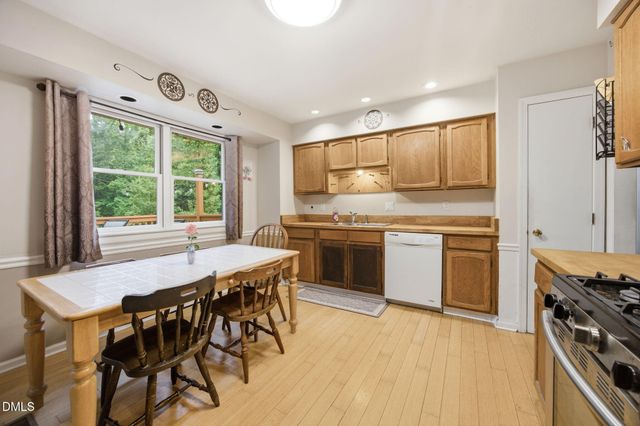 1545 Seabrook Avenue, Cary, NC 27511