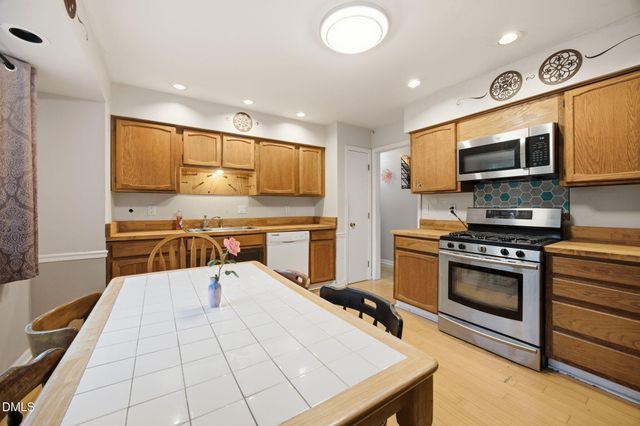 1545 Seabrook Avenue, Cary, NC 27511