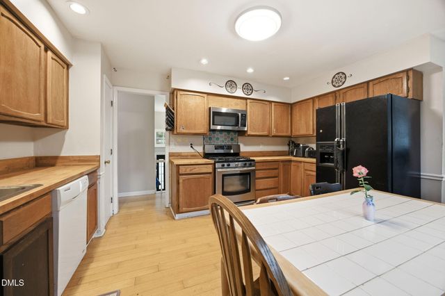 1545 Seabrook Avenue, Cary, NC 27511