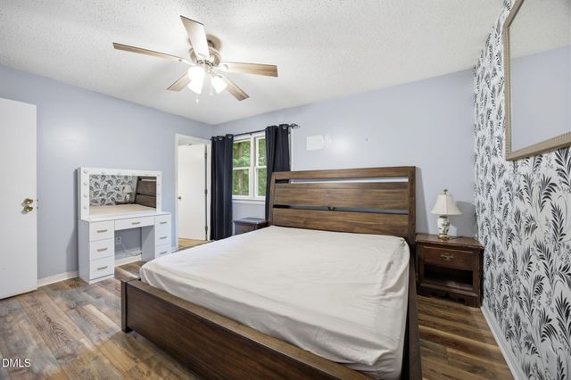 1545 Seabrook Avenue, Cary, NC 27511