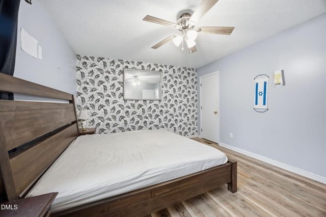 1545 Seabrook Avenue, Cary, NC 27511