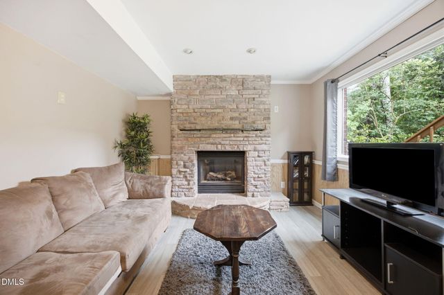 1545 Seabrook Avenue, Cary, NC 27511